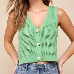 Cropped button front crop tank top